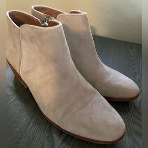 Sam Edelman Tan Suede Chelsea Ankle Western Boots Size 9
